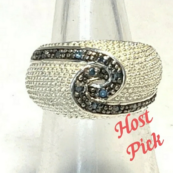 Victoria Wieck Jewelry - Host Pick 🌟Victoria Wieck Blue diamond Ring